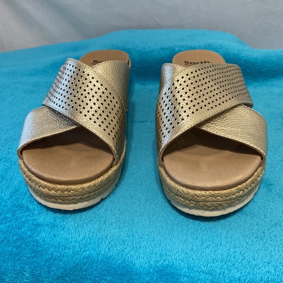 Earth Modena Marigold Sandal - Picture 2 of 6